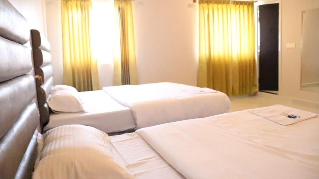 Ckm Town Inn Chikmagalur Ngoại thất bức ảnh