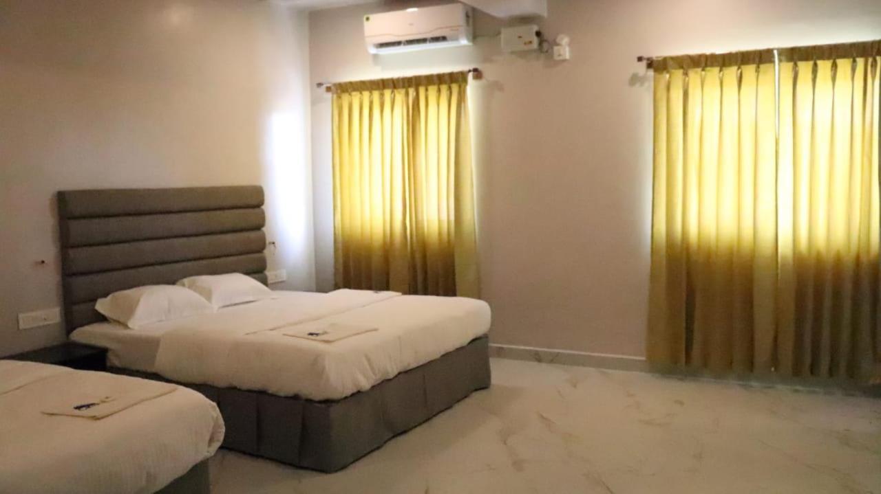 Ckm Town Inn Chikmagalur Ngoại thất bức ảnh
